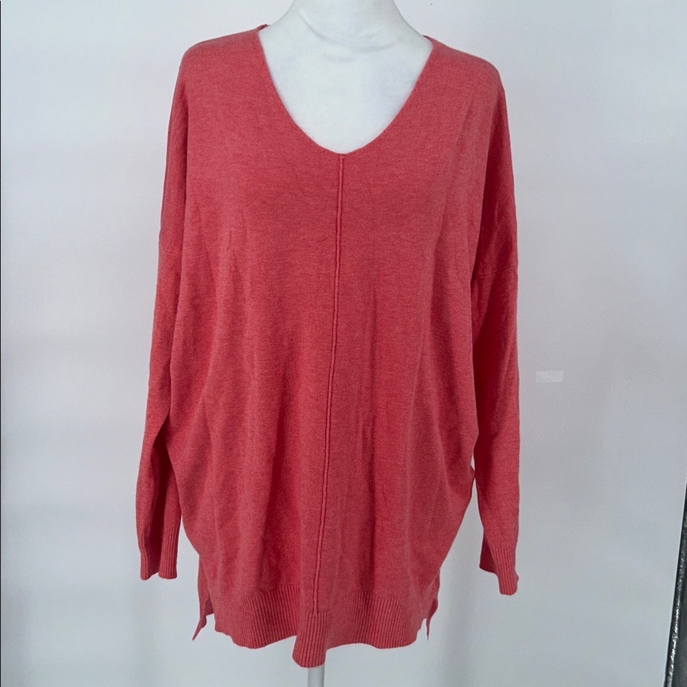 Dreamers by Debut Women's Red Rose Sweater Pullover Cozy V Neck Size M/L - Picture 4 of 10